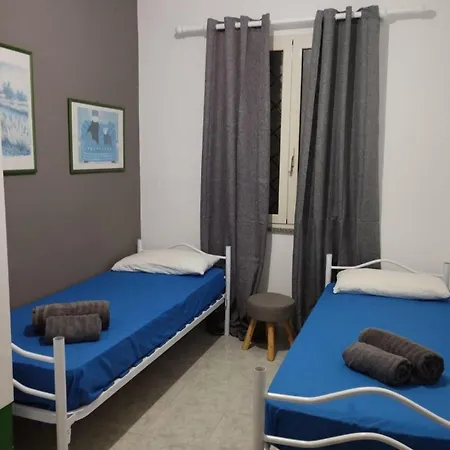 Apartmán Luna-apatment-sea-view-10mt-from-beach *